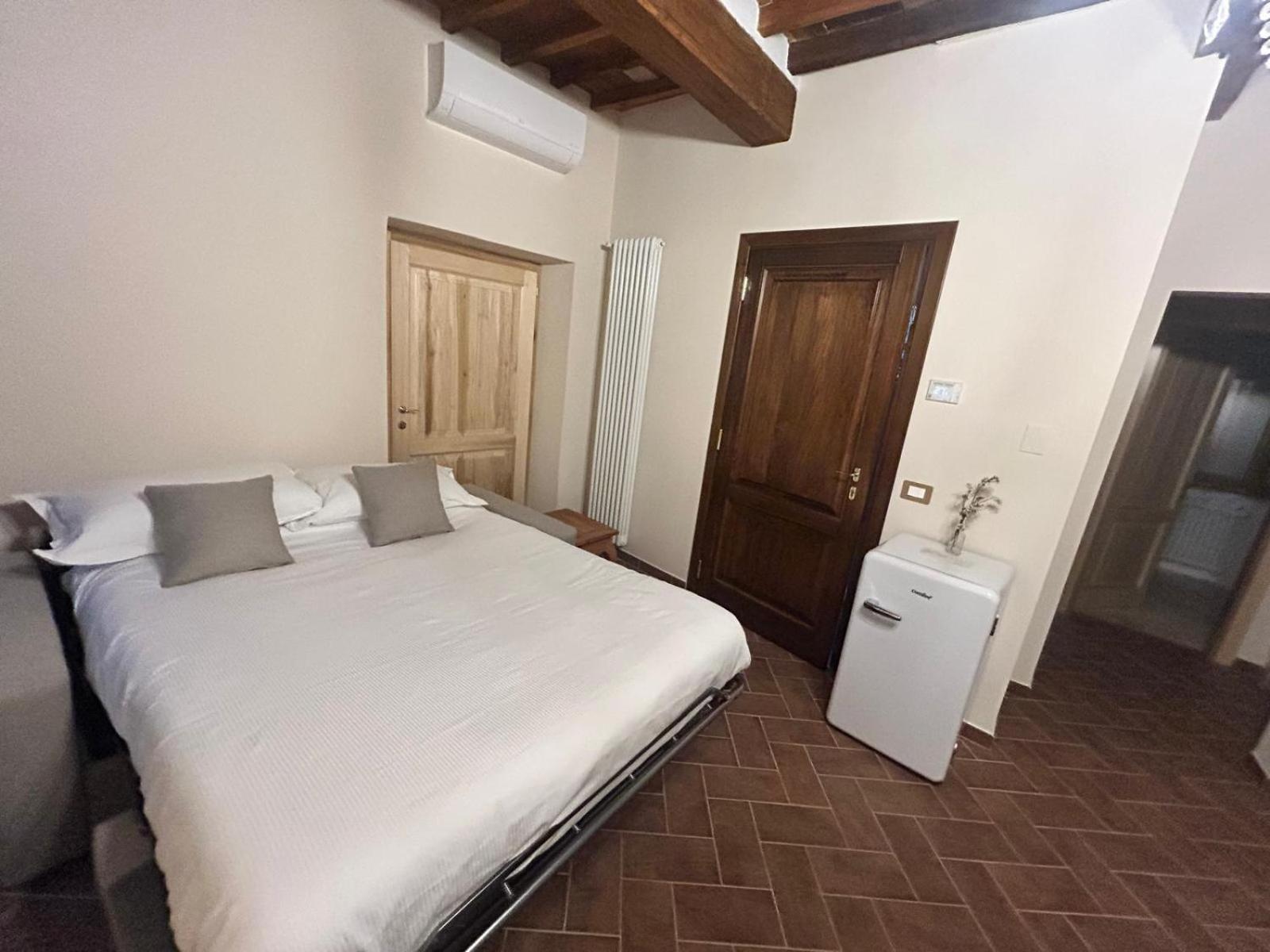 Lastamperia19 Camere-Rooms Montepulciano Exterior photo